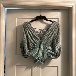 Free people v front and deeper v back short sleeved top